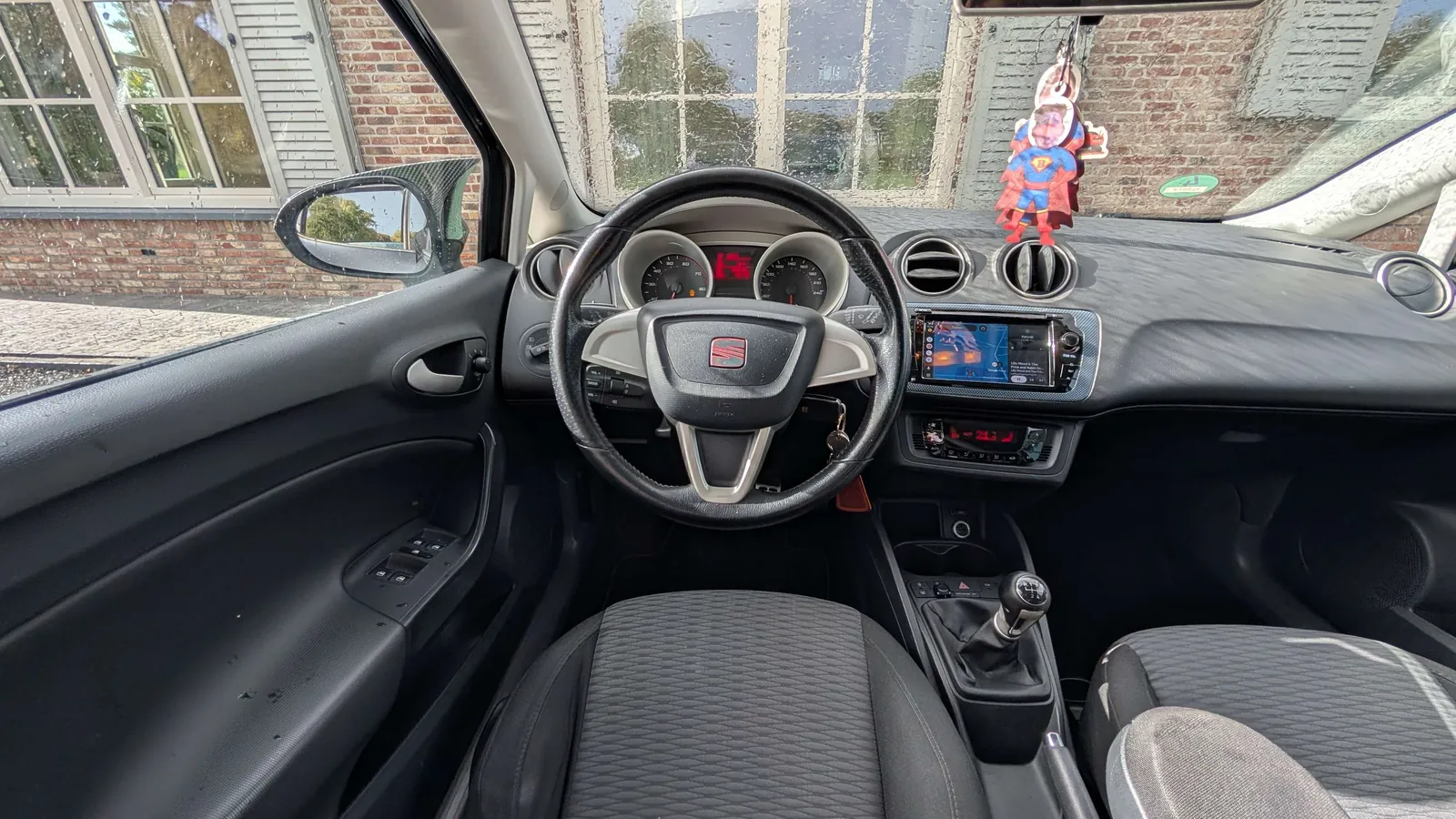 Seat Ibiza 2011 photo 5
