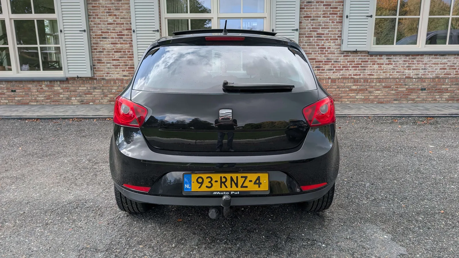 Seat Ibiza 2011 photo 4