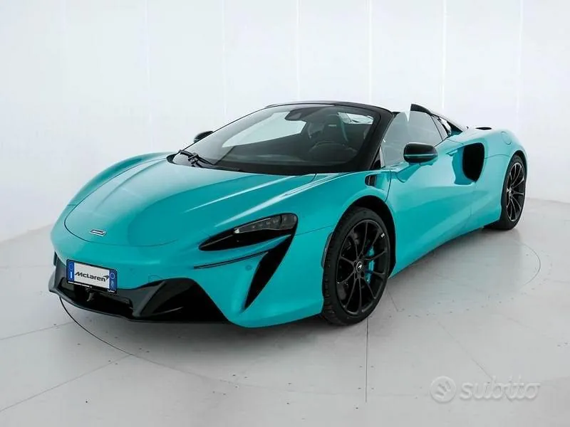 Mclaren Artura 2025 photo 4