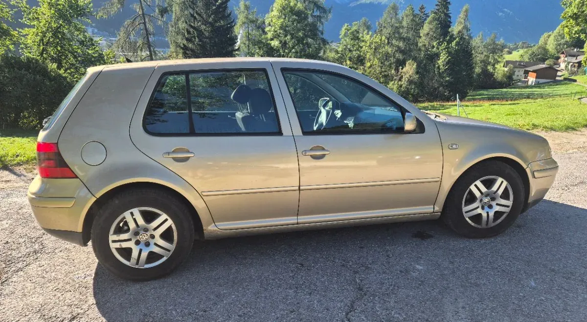 Volkswagen Golf 2001 photo 3
