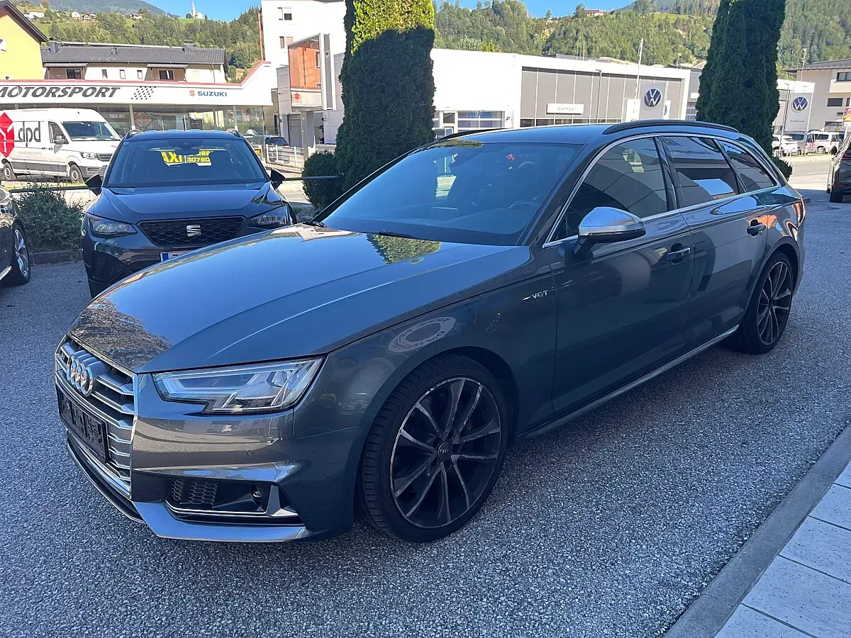 Audi A4 2018 photo 3