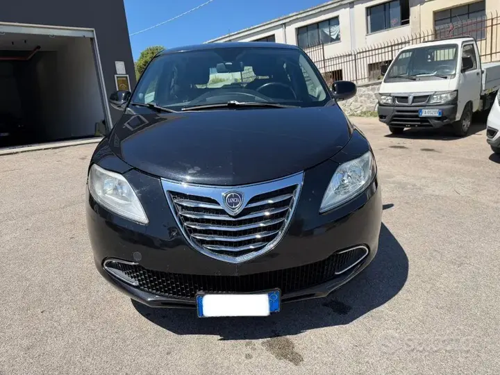 Lancia Ypsilon 2012 photo 3