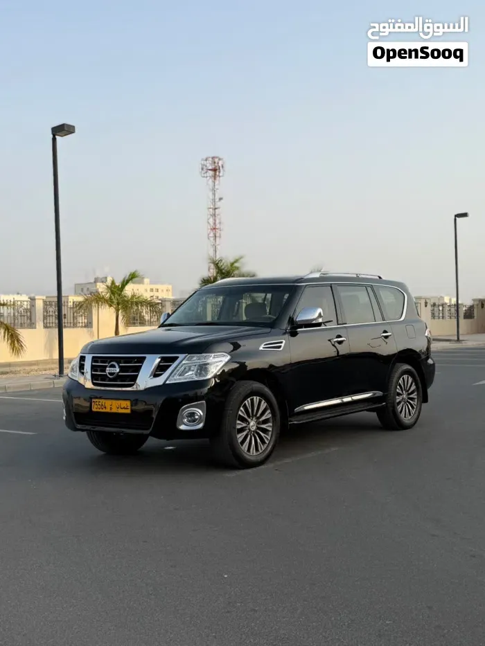 Nissan Patrol 2011 photo 2