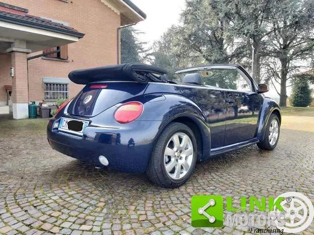 Volkswagen New Beetle 2004 photo 2