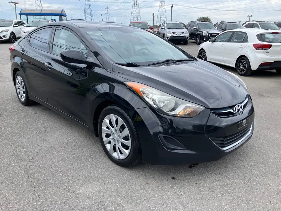 Hyundai Elantra 2013 photo 3