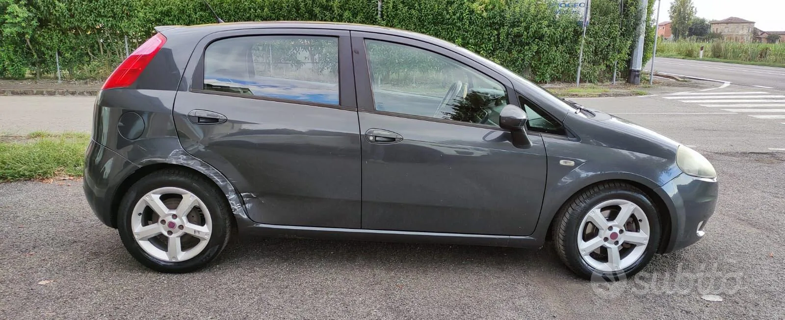 Fiat Grande Punto 2009 photo 5