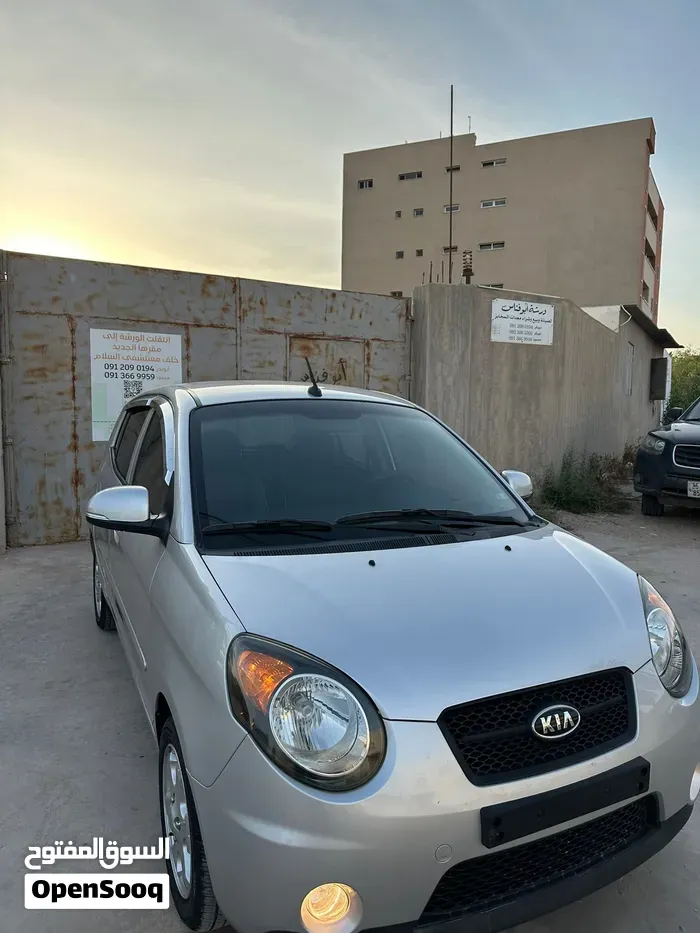 Kia Morning 2010 photo 2