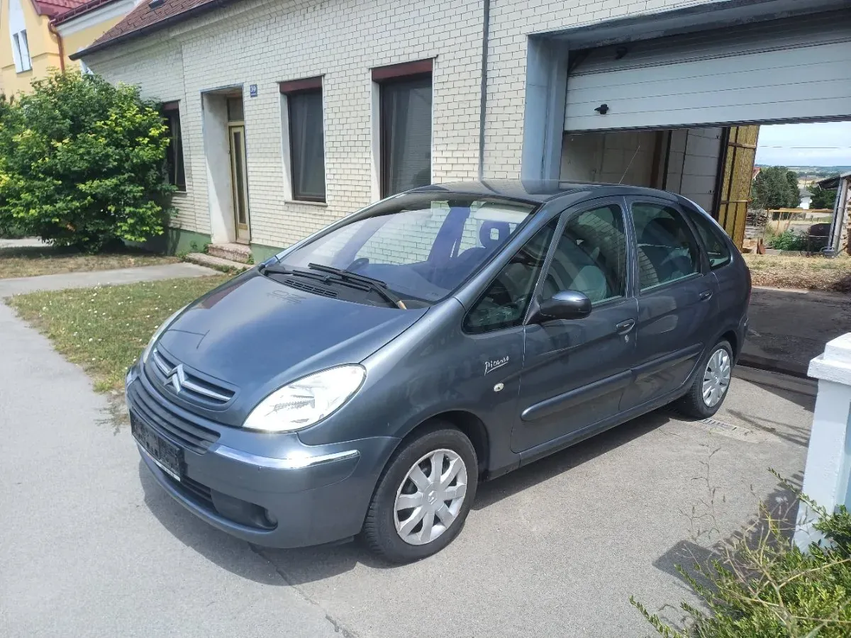 Citroen Xsara Picasso 2008 photo 2
