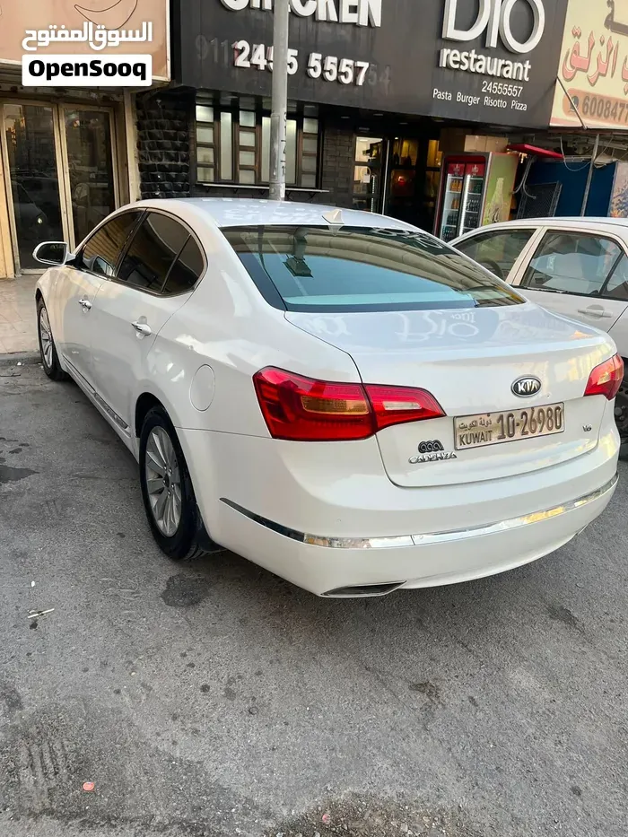Kia Cadenza 2011 photo 2