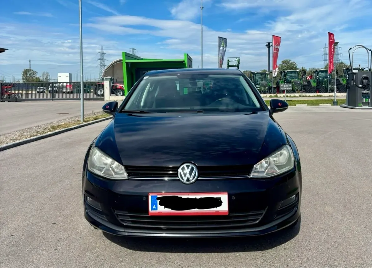 Volkswagen Golf 2017 photo 2