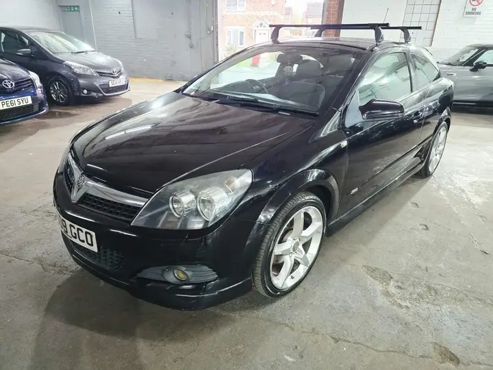 Vauxhall Astra 2009 photo 5