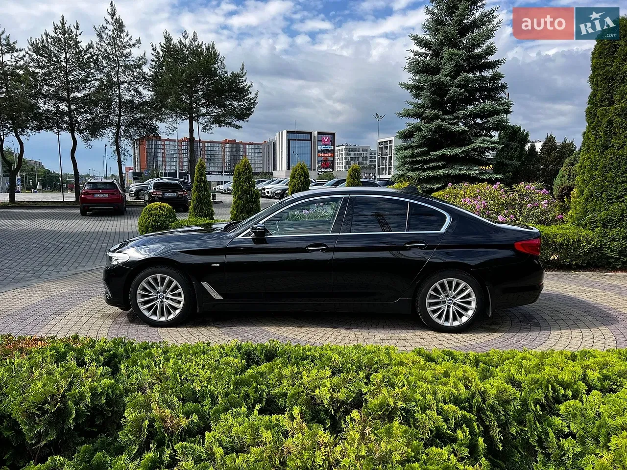 BMW 5 Series 2017 photo 5