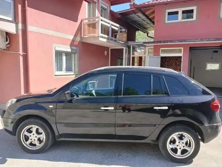 Renault Koleos 2009 photo 2