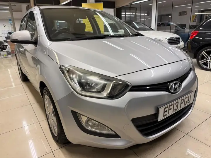 Hyundai I20