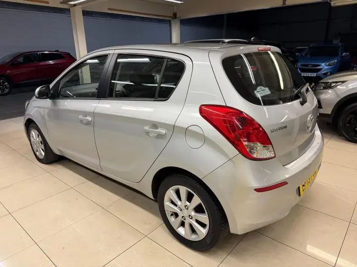 Hyundai I20 2013 photo 5