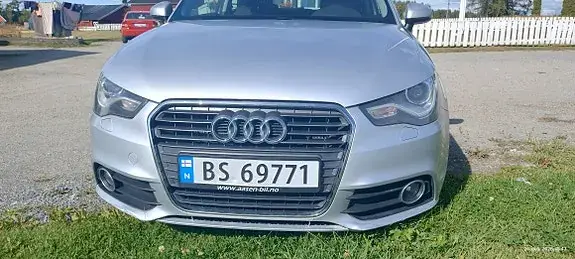 Audi A1 2012 photo 4
