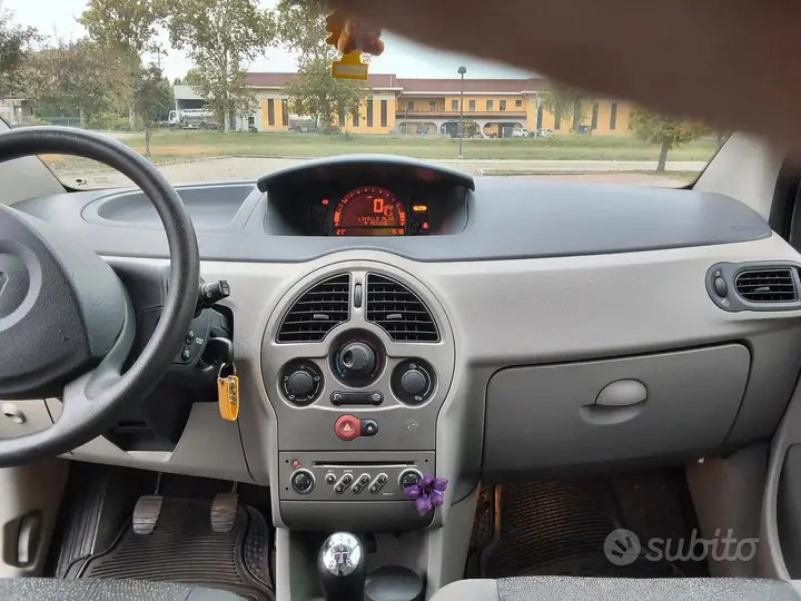 Renault Modus 2005 photo 5