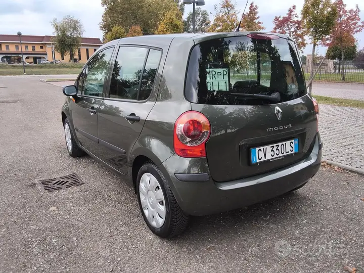 Renault Modus 2005 photo 4