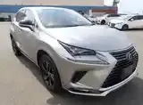 Lexus Nx 2022 photo 2