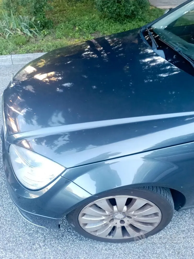 Mercedes-Benz C-Class 2009 photo 2