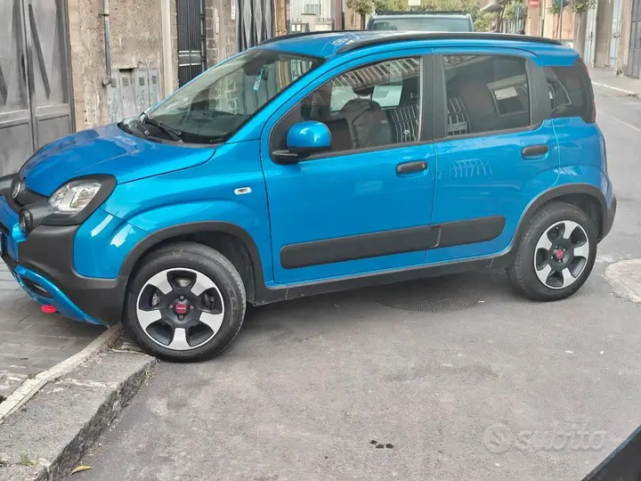 Fiat Panda Cross 2023 photo 2