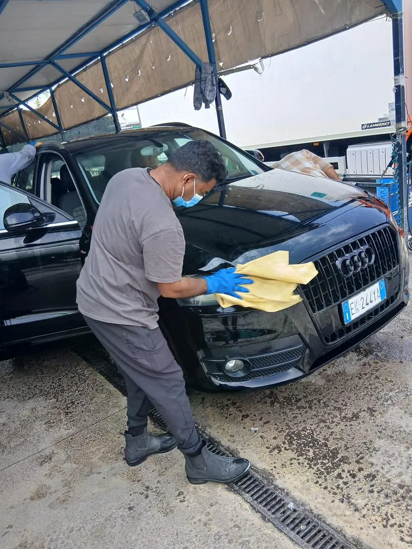Audi Q3 2011 photo 4