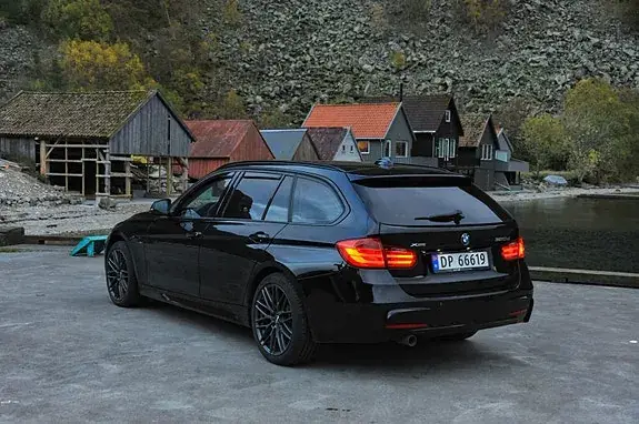 BMW 320D 2015 photo 4