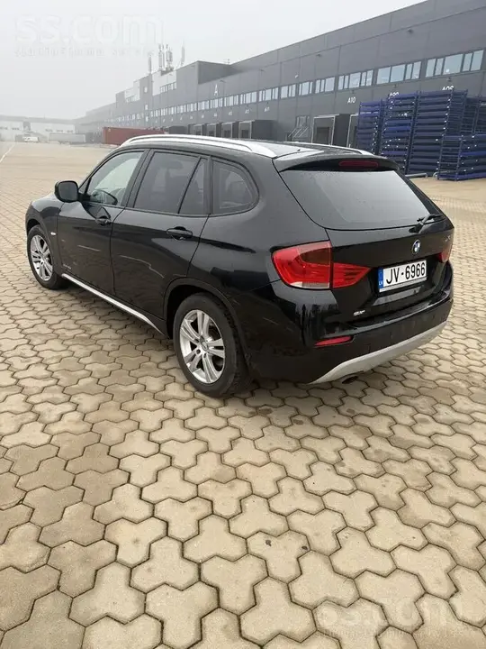 BMW X1 2012 photo 4