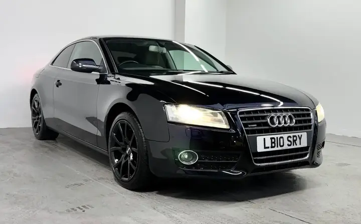 Audi A5 2010 photo 4
