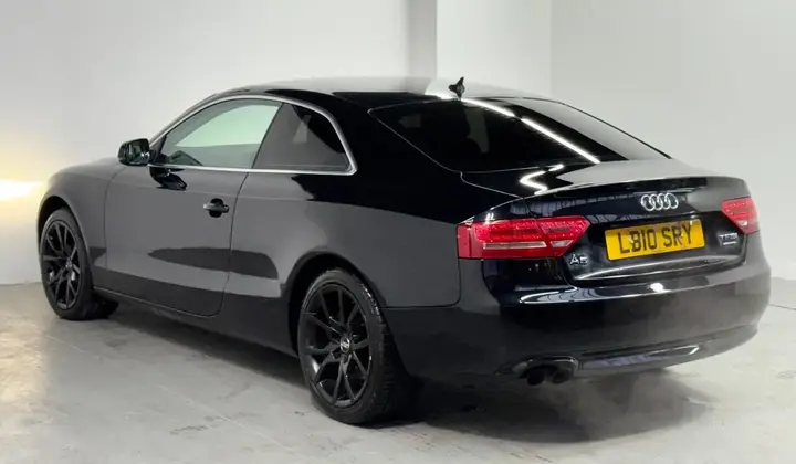 Audi A5 2010 photo 3