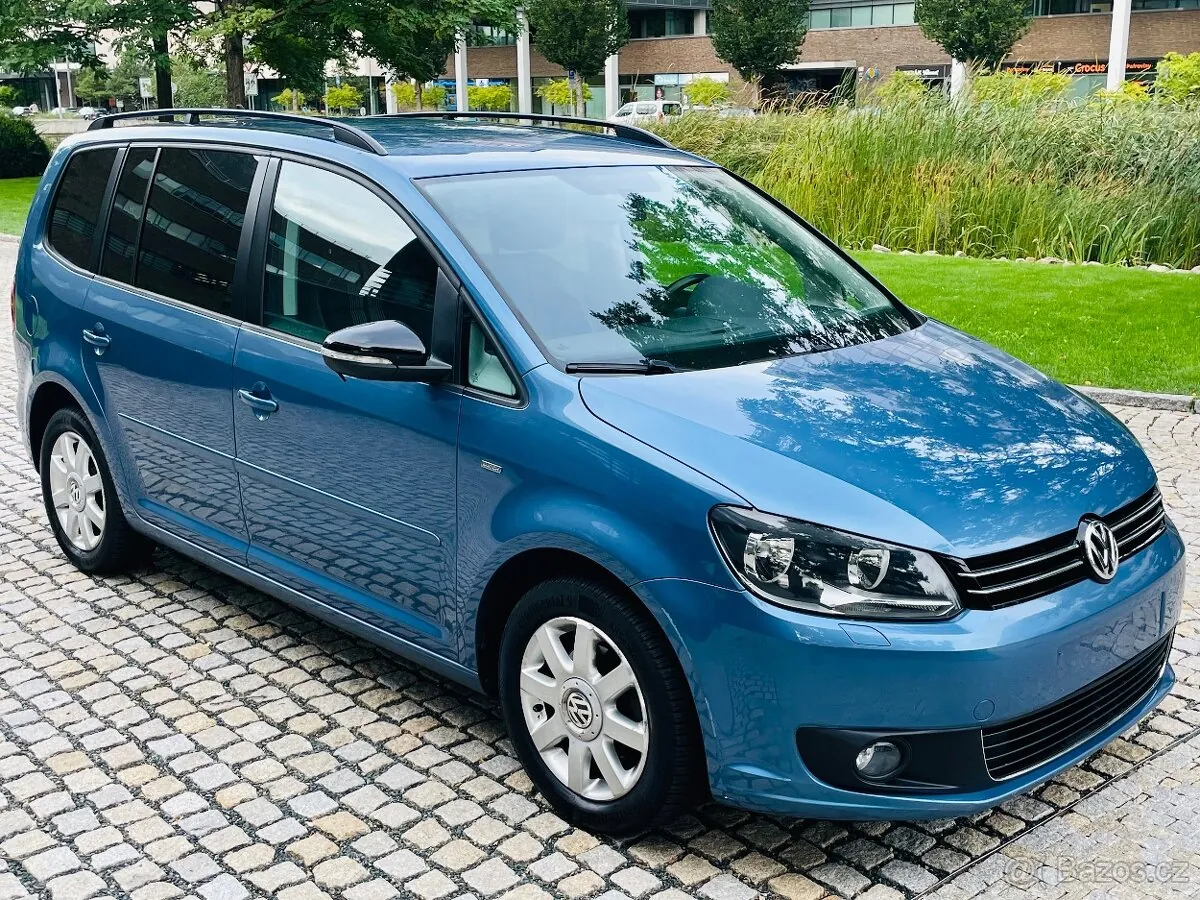 Volkswagen Touran 2013 photo 5