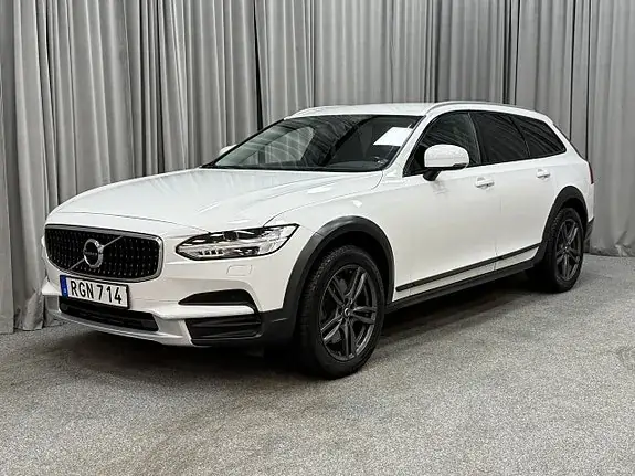Volvo V90 Cross Country
