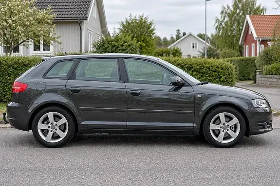 Audi A3 2011 photo 4