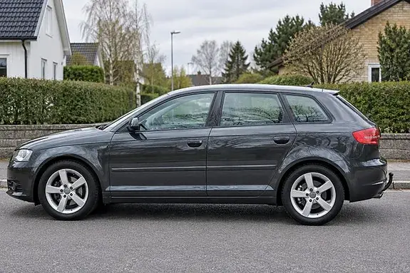 Audi A3 2011 photo 5