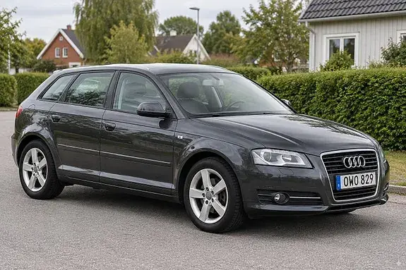 Audi A3 2011 photo 2
