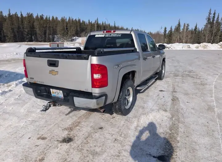 Chevrolet Silverado 1500 2009 photo 3
