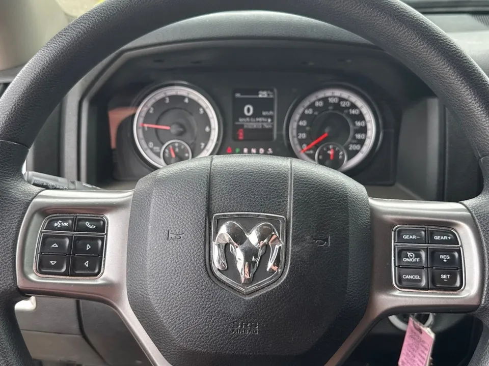 Ram 1500 Classic 2023 photo 4