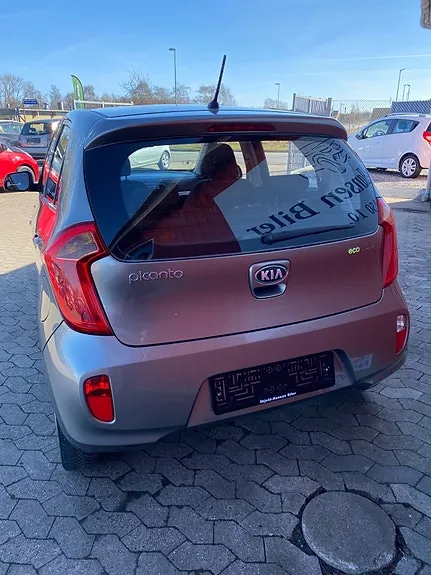 Kia Picanto 2013 photo 5