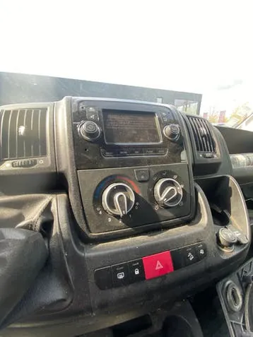 Peugeot Boxer 2020 photo 2