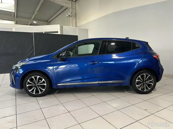 Renault Clio 2025 photo 2