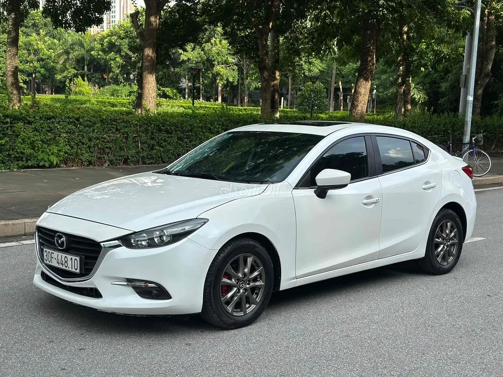 Mazda 3 2018 photo 3