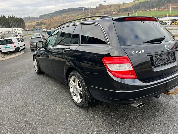 Mercedes-Benz C220 2008 photo 5