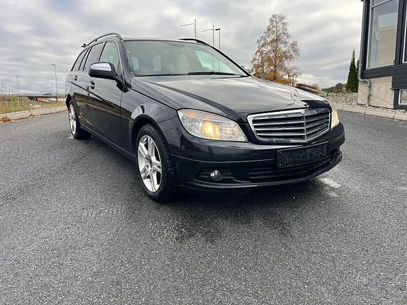 Mercedes-Benz C220