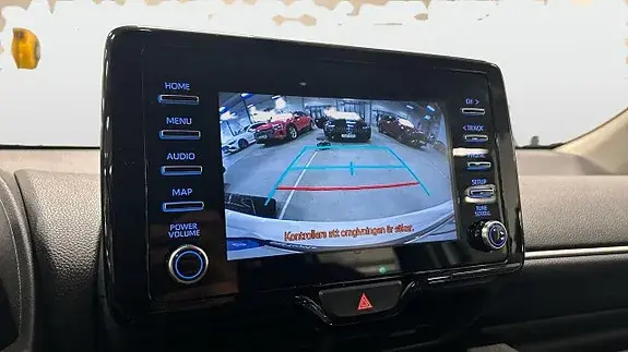 Toyota Yaris 2023 photo 3