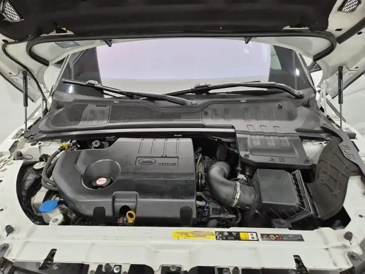 Land Rover Range Rover Evoque 2018 photo 5