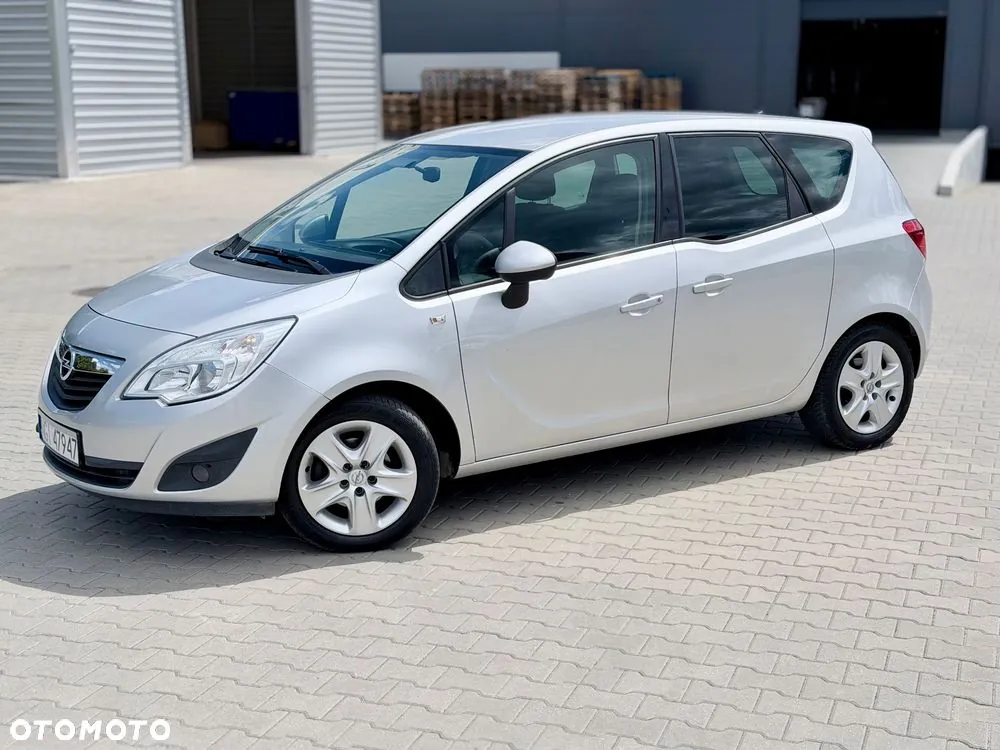 Opel Meriva 2011 photo 2