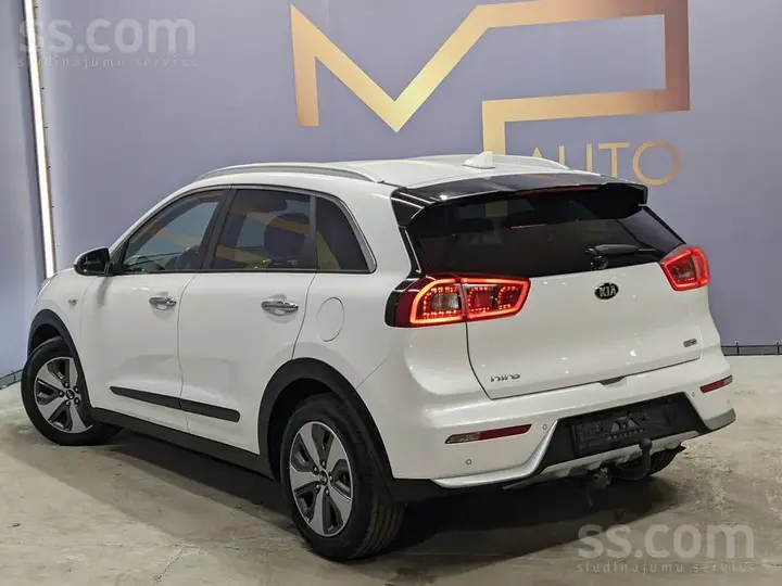 Kia Niro 2017 photo 2