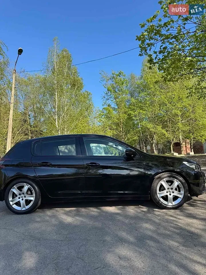Peugeot 308 2018 photo 3