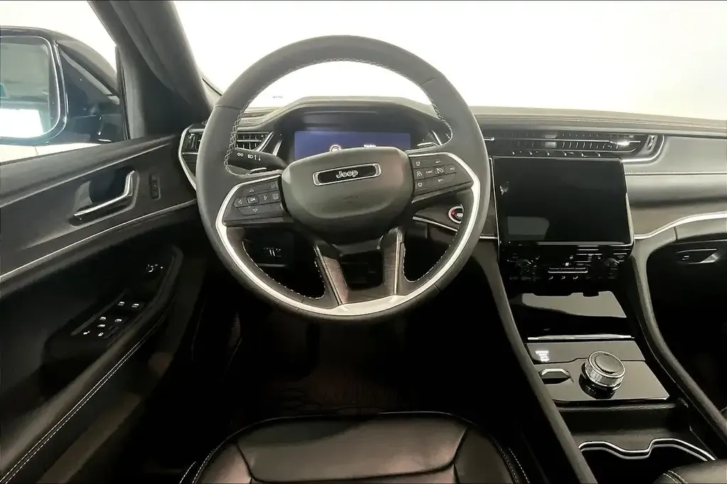 Jeep Grand Cherokee L 2025 photo 5