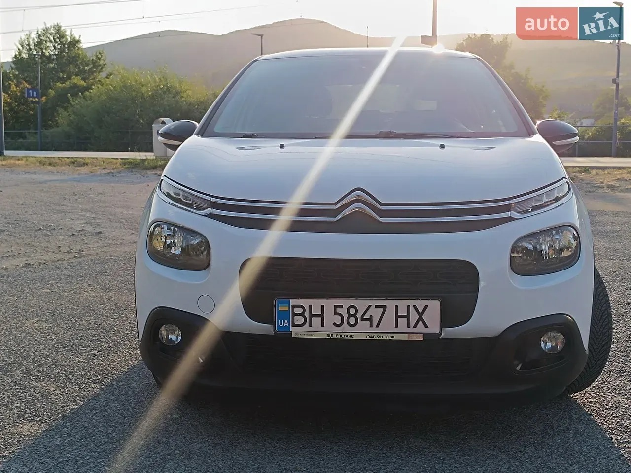 Citroen C3 2018 photo 3